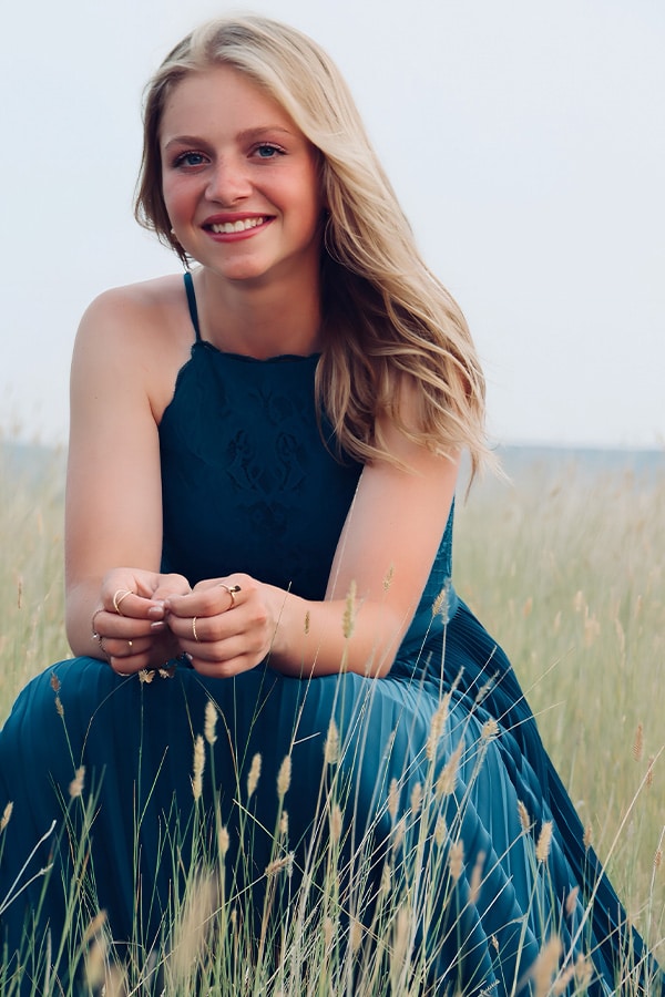 abby\-olfert\-tall\-rev2